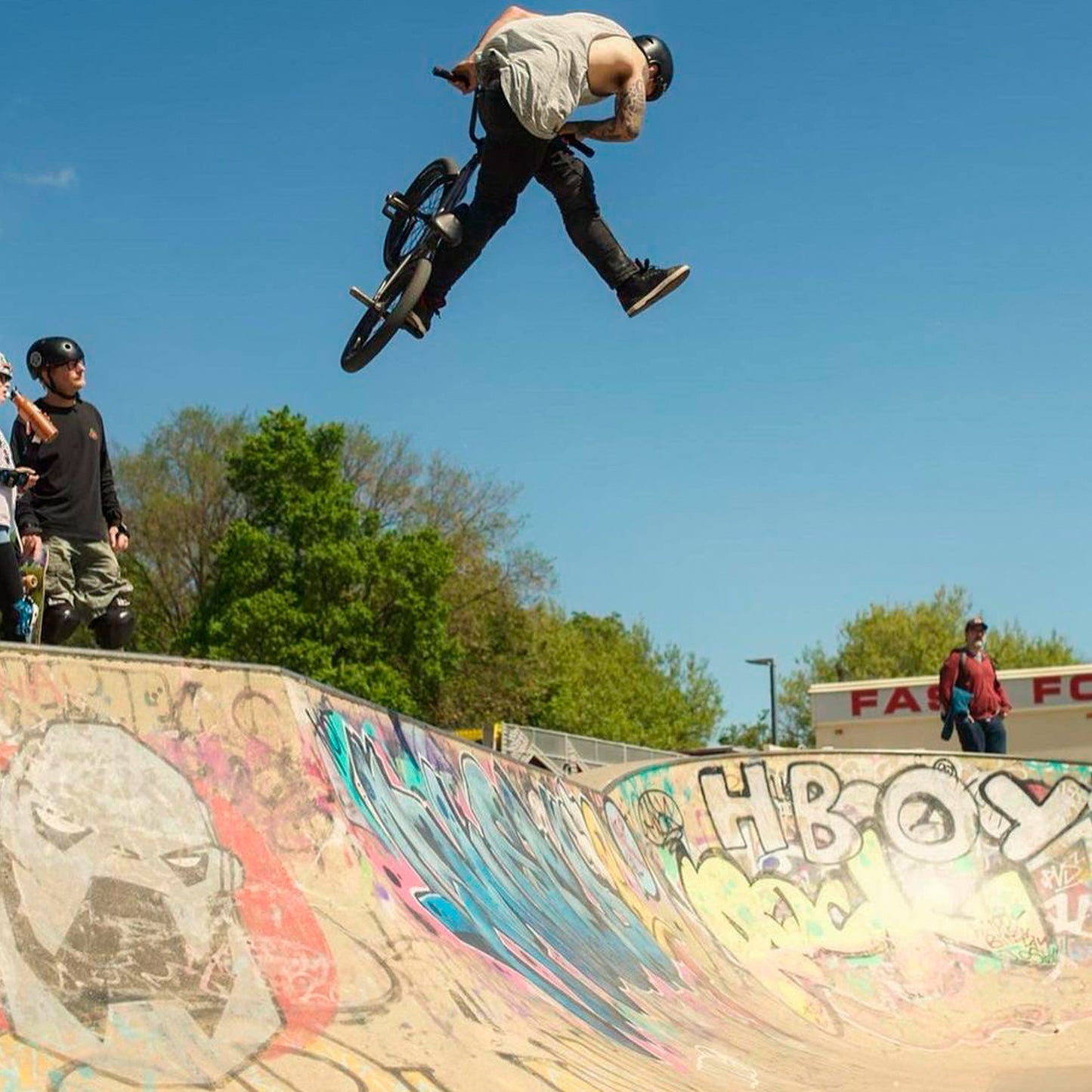 Shadow Super Slim V2 Knee Pads