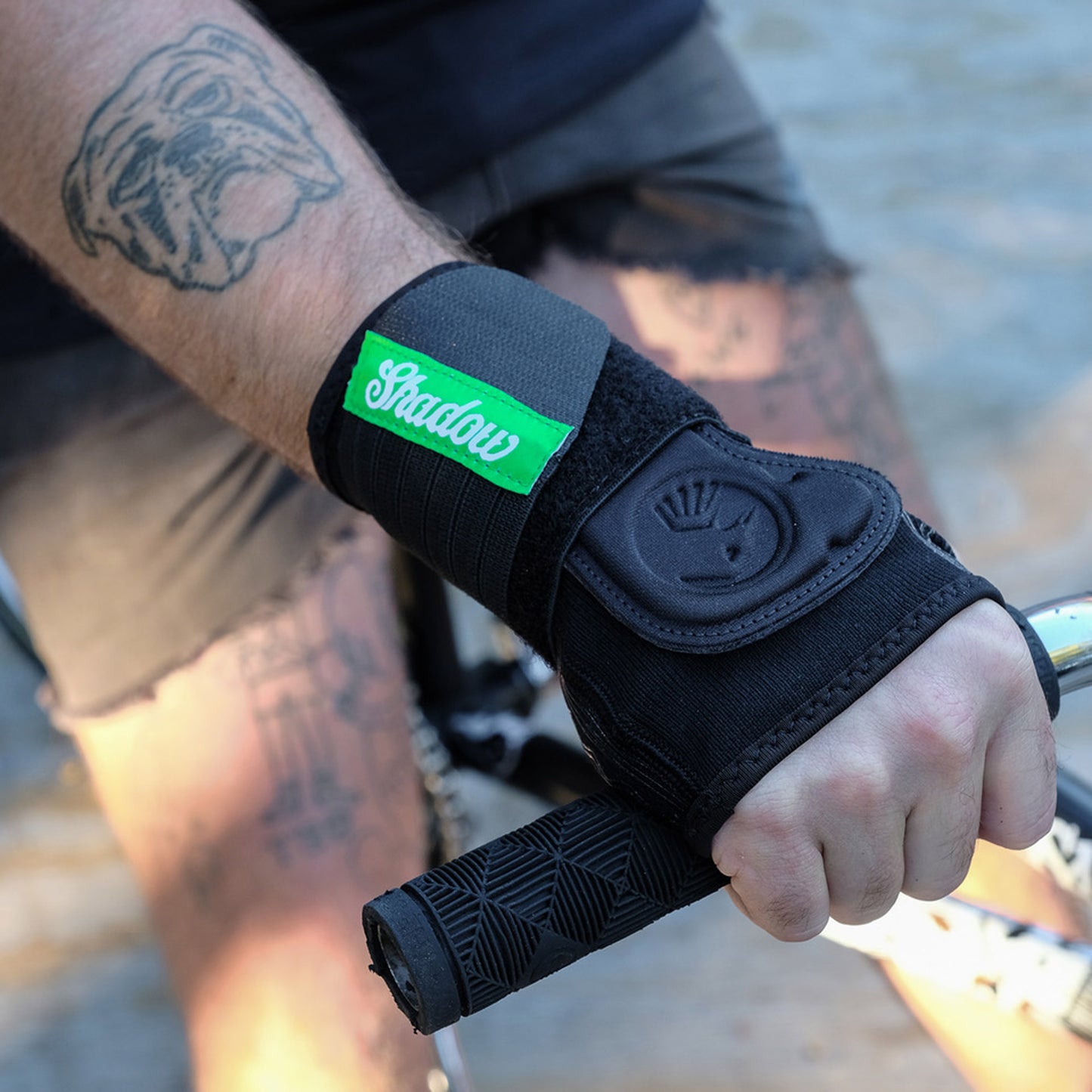 Shadow Revive Wrist Support
